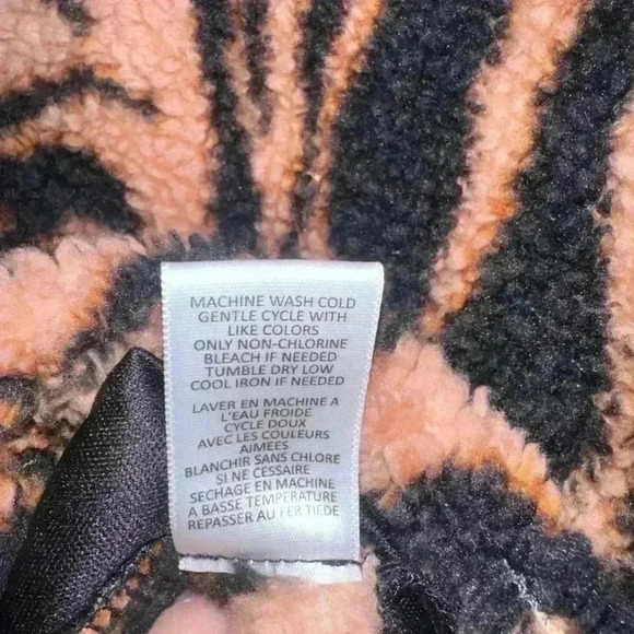 Love Fire Los Angeles Ballon Sleeves Sherpal Jacket S/P Black Orange - Picture 10 of 10